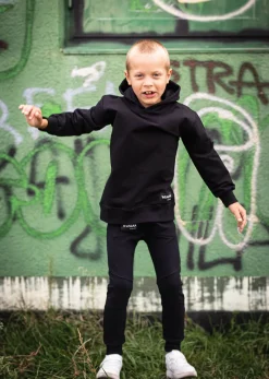 Bluza z kapturem dla chłopca Chilly/Czarna - Wualaa by dolce sonno
