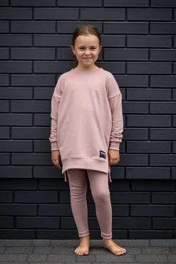 Długa bluza dla dzieci z dłuższym tyłem Little Ana/Blush - Wualaa by dolce sonno
