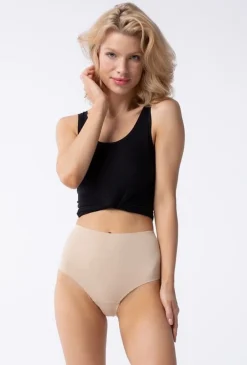 Figi damskie bezszwowe Amber Maxi - beżowe | Julimex