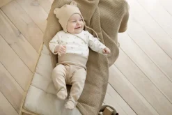 Kaftanik kopertowy ecru misie - Lovely Day | Pinokio