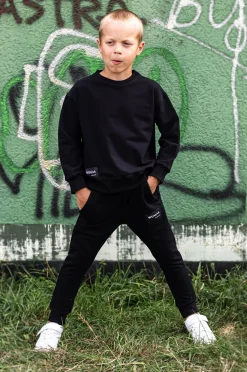 Spodnie dresowe chłopięce z kieszeniami Cool/Czarne - Wualaa by dolce sonno